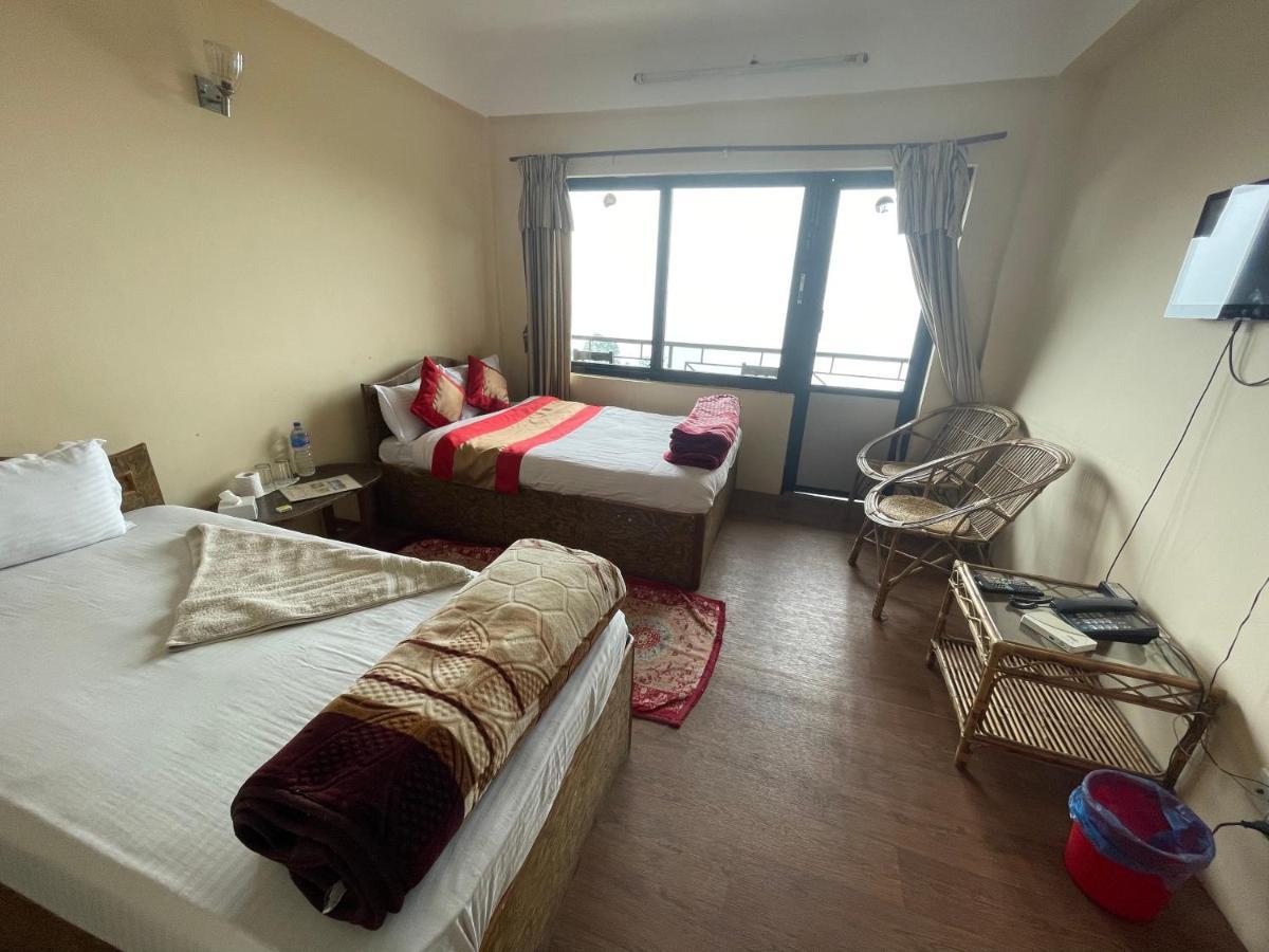 Hotel Nagarkot Holiday Inn Екстер'єр фото