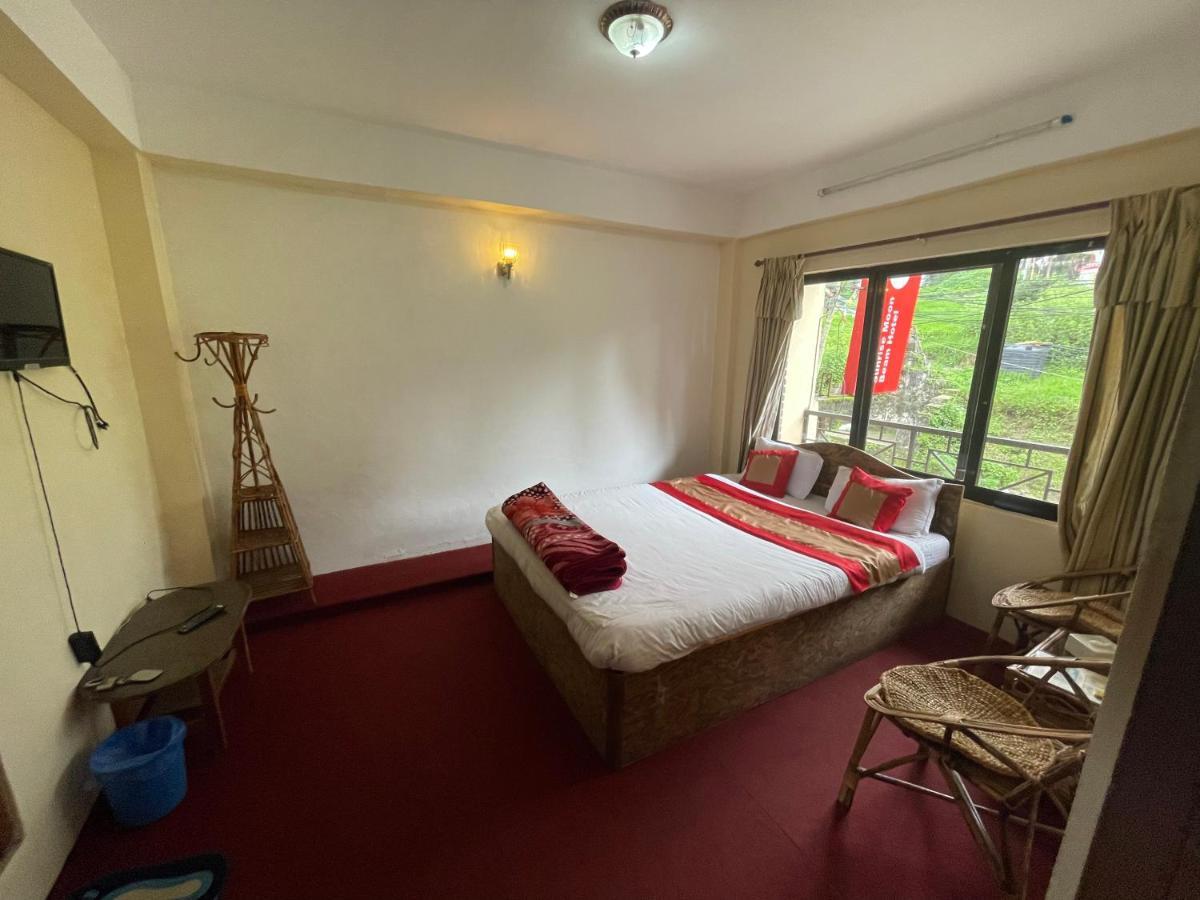 Hotel Nagarkot Holiday Inn Екстер'єр фото